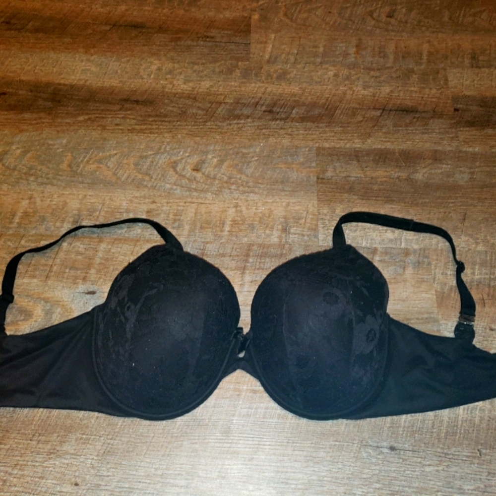 Body by Victoria lines perfect coverage